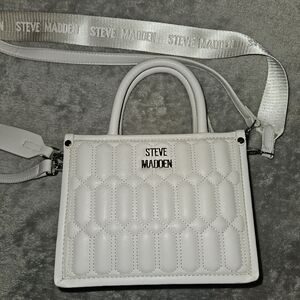 Steve Madden Vailla Quilted Small Purse Cream